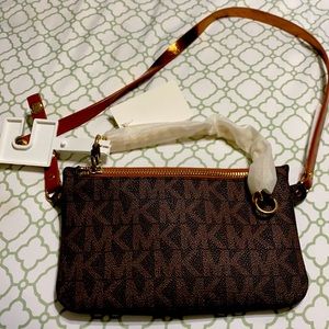 Brand new Michael kors Fanny pack